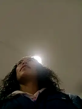 Snapshot of oblivionlove chatting on 10/22/25, 07:35 oblivionlove online show from 10/22/25, 07:35