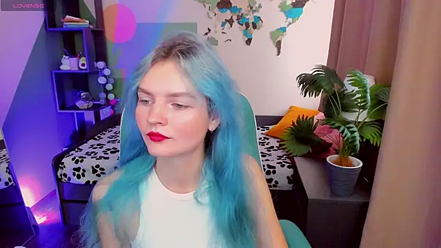 Snapshot of Lika_Sky chatting on 10/04/25, 11:08 Lika Sky online show from 10/04/25, 11:08