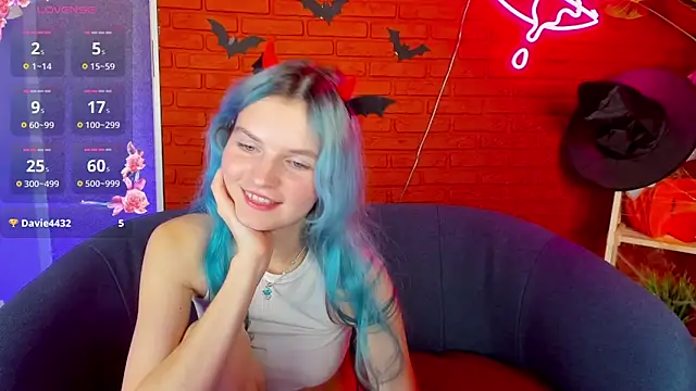 Snapshot of Lika_Sky chatting on 10/25/25, 11:32 Lika Sky online show from 10/25/25, 11:32