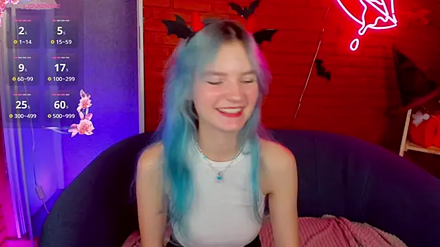 Snapshot of Lika_Sky chatting on 11/02/25, 11:23 Lika Sky online show from 11/02/25, 11:23