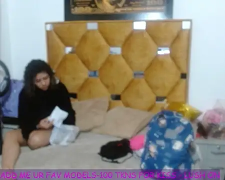 Snapshot of LITTLEKITTY19 chatting on 02/13/26, 12:45 LITTLEKITTY19 online show from 02/13/26, 12:45