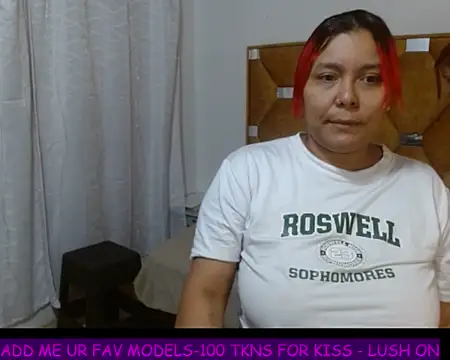 Snapshot of LITTLEKITTY19 chatting on 03/03/26, 12:55 LITTLEKITTY19 online show from 03/03/26, 12:55
