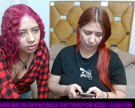 Snapshot of LITTLEKITTY19 chatting on 03/27/26, 12:49 LITTLEKITTY19 online show from 03/27/26, 12:49