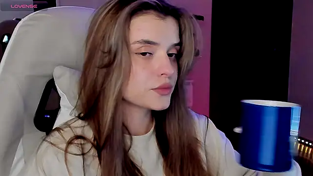 CharmingVixen online show from 10/04/25, 08:29