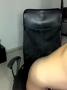 Snapshot of sweet-abbie chatting on 10/24/25, 03:03 sweet-abbie online show from 10/24/25, 03:03