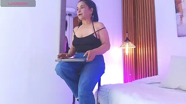 EvaGoddess  online show from 05/08/26, 08:25