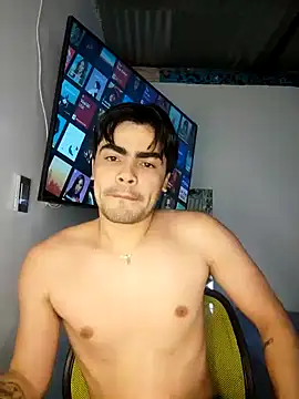 Snapshot of Mason_grey chatting on 10/22/25, 10:59 Mason grey online show from 10/22/25, 10:59