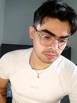 Snapshot of Mason_grey chatting on 11/02/25, 11:45 Mason grey online show from 11/02/25, 11:45