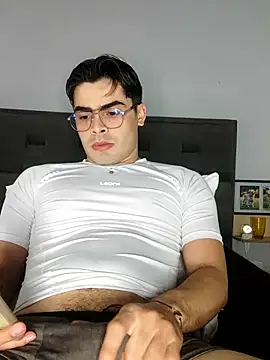 Snapshot of Mason_grey chatting on 11/09/25, 10:19 Mason grey online show from 11/09/25, 10:19