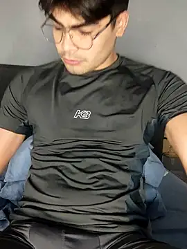 Snapshot of Mason_grey chatting on 11/21/25, 10:47 Mason grey online show from 11/21/25, 10:47