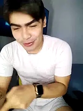 Snapshot of Mason_grey chatting on 12/04/25, 11:52 Mason grey online show from 12/04/25, 11:52