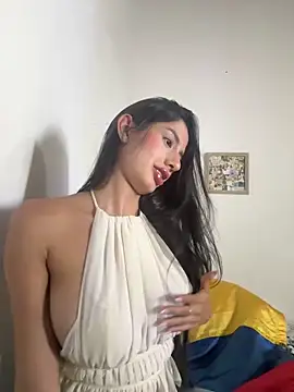 Julieta Duque online show from 06/19/26, 03:55