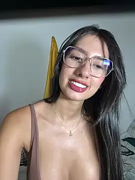 Julieta Duque online show from 07/07/26, 02:58