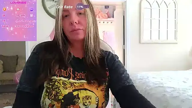 STIFFLERSMOMM online show from 11/05/25, 04:40