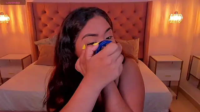 Snapshot of scarlett_rouss_ chatting on 09/28/25, 03:39 scarlett rouss online show from 09/28/25, 03:39