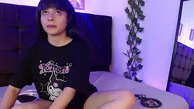 Snapshot of YessBoobs0 chatting on 10/30/25, 04:36 YessBoobs0 online show from 10/30/25, 04:36