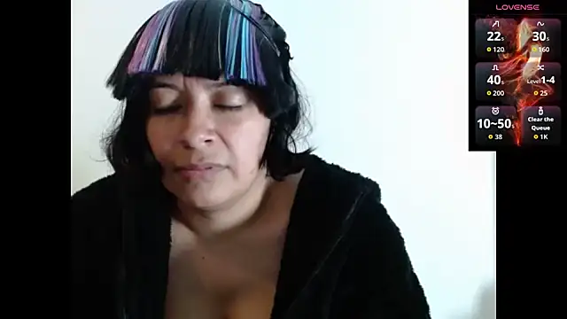 Snapshot of Acelinrose chatting on 10/03/25, 11:35 Acelinrose online show from 10/03/25, 11:35