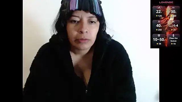 Snapshot of Acelinrose chatting on 10/11/25, 11:36 Acelinrose online show from 10/11/25, 11:36