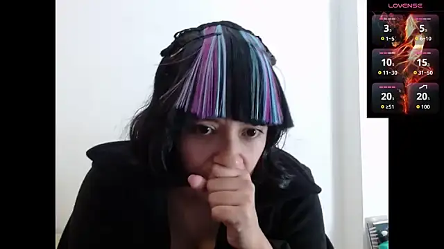 Snapshot of Acelinrose chatting on 10/22/25, 09:58 Acelinrose online show from 10/22/25, 09:58