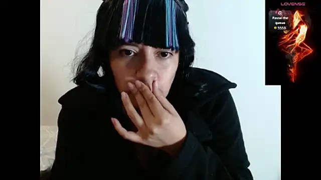 Snapshot of Acelinrose chatting on 10/27/25, 11:31 Acelinrose online show from 10/27/25, 11:31