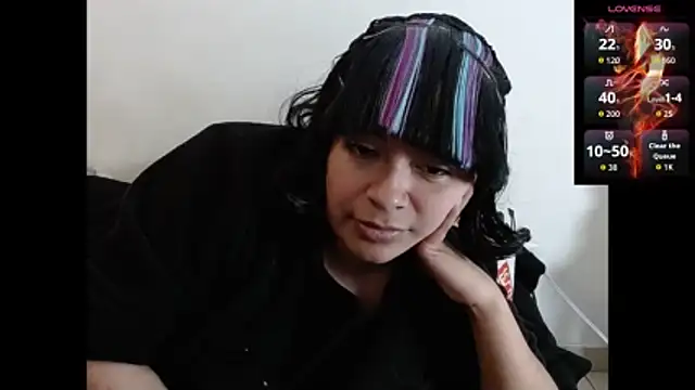 Snapshot of Acelinrose chatting on 10/30/25, 10:32 Acelinrose online show from 10/30/25, 10:32