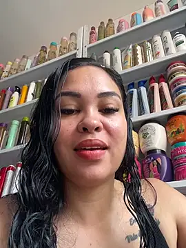 Snapshot of FOX_LATINA chatting on 03/30/26, 07:26 FOX LATINA online show from 03/30/26, 07:26
