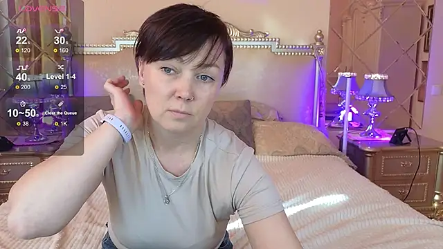 Snapshot of Voila_Rayy chatting on 09/20/25, 06:14 Voila Rayy online show from 09/20/25, 06:14
