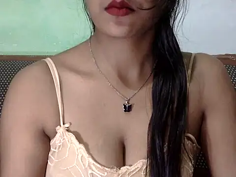 Snapshot of sexy-irm chatting on 10/14/25, 04:02 sexy-irm online show from 10/14/25, 04:02