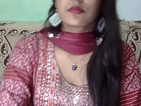 Snapshot of sexy-irm chatting on 10/28/25, 06:28 sexy-irm online show from 10/28/25, 06:28