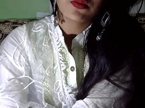 Snapshot of sexy-irm chatting on 11/07/25, 04:23 sexy-irm online show from 11/07/25, 04:23