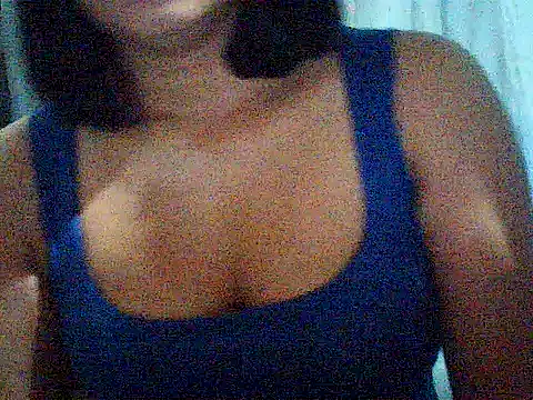 Snapshot of Hot_aya0516 chatting on 10/11/25, 02:48 Hot aya0516 online show from 10/11/25, 02:48