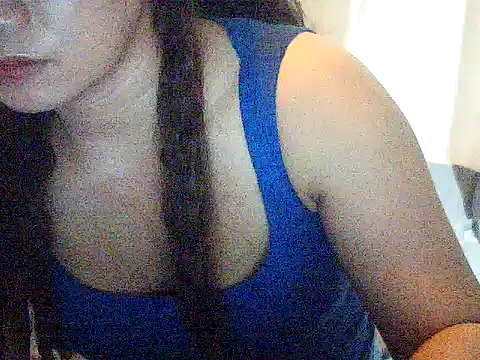 Snapshot of Hot_aya0516 chatting on 10/20/25, 12:49 Hot aya0516 online show from 10/20/25, 12:49