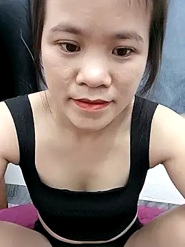 Snapshot of Norah-h chatting on 10/06/25, 02:47 Norah-h online show from 10/06/25, 02:47