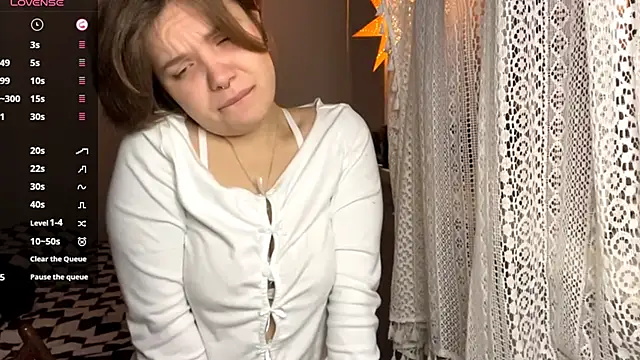 SabrinaFolts online show from 10/25/25, 06:24