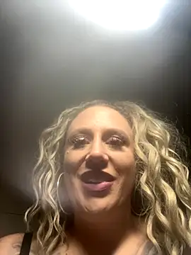 candypinkwhitney6969 online show from 09/20/25, 09:21