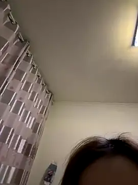 YY-27 online show from 10/25/25, 11:54