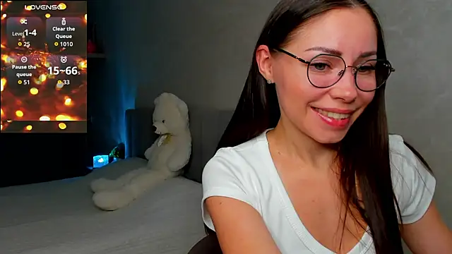 Snapshot of fun_nd_bun chatting on 07/10/26, 01:25 fun nd bun online show from 07/10/26, 01:25