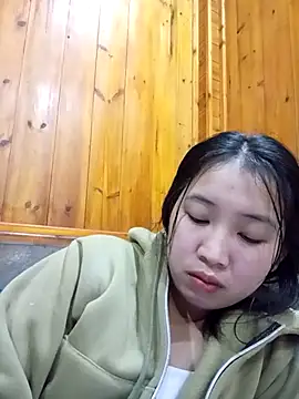 Snapshot of Suzuki_see chatting on 11/05/25, 12:54 Suzuki see online show from 11/05/25, 12:54