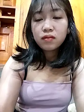 Snapshot of Suzuki_see chatting on 11/07/25, 11:05 Suzuki see online show from 11/07/25, 11:05