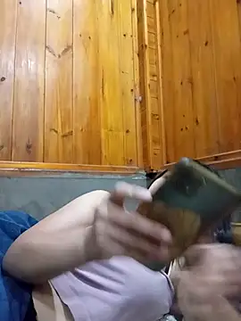 Snapshot of Suzuki_see chatting on 11/08/25, 11:10 Suzuki see online show from 11/08/25, 11:10