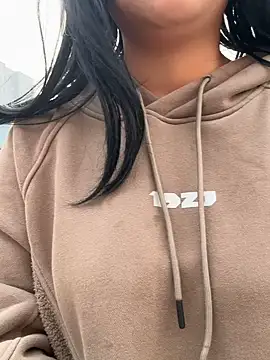 Snapshot of Tang-88 chatting on 11/05/25, 04:12 Tang-88 online show from 11/05/25, 04:12