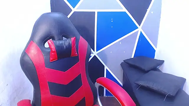 Snapshot of DEIV2_ chatting on 10/03/25, 02:25 DEIV2 online show from 10/03/25, 02:25