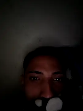 Snapshot of DEIV2_ chatting on 03/25/26, 12:33 DEIV2 online show from 03/25/26, 12:33