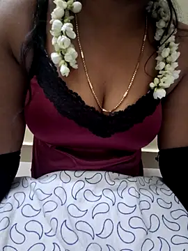 Snapshot of jasminetaml chatting on 10/23/25, 06:06 jasminetaml online show from 10/23/25, 06:06