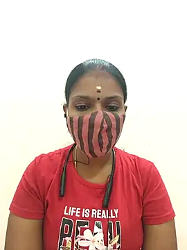 Snapshot of Tamil_Yalini12 chatting on 10/04/25, 06:39 Tamil Yalini12 online show from 10/04/25, 06:39