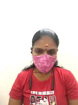 Snapshot of Tamil_Yalini12 chatting on 10/15/25, 11:54 Tamil Yalini12 online show from 10/15/25, 11:54