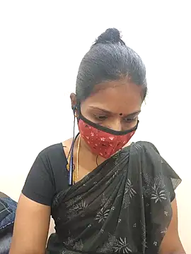 Snapshot of Tamil_Yalini12 chatting on 11/22/25, 08:57 Tamil Yalini12 online show from 11/22/25, 08:57