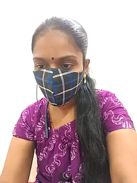 Snapshot of Tamil_Yalini12 chatting on 12/16/25, 09:14 Tamil Yalini12 online show from 12/16/25, 09:14