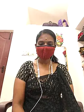 Snapshot of Tamil_Yalini12 chatting on 03/07/26, 07:22 Tamil Yalini12 online show from 03/07/26, 07:22