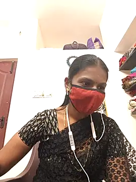 Snapshot of Tamil_Yalini12 chatting on 03/14/26, 08:09 Tamil Yalini12 online show from 03/14/26, 08:09